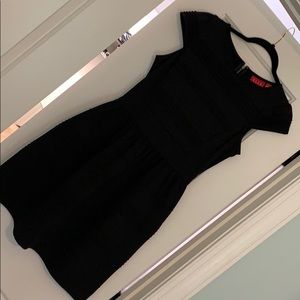 Black ribbed Elle dress